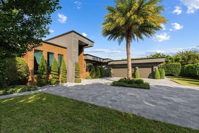 2213 NE 37TH Drive, Fort Lauderdale, FL 33308