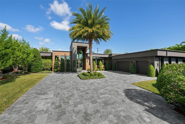 2213 NE 37TH Drive, Fort Lauderdale, FL 33308