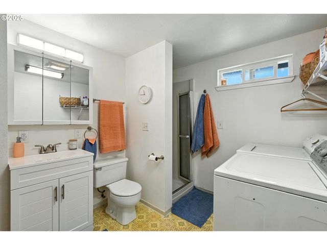 2102 35TH Ave, Longview, WA 98632