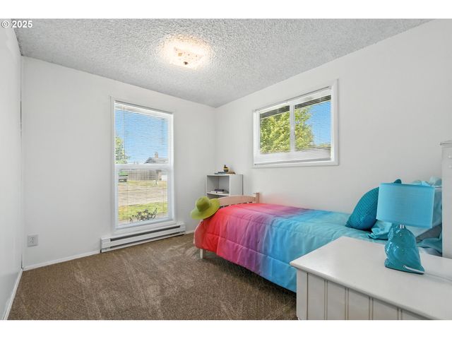 2102 35TH Ave, Longview, WA 98632