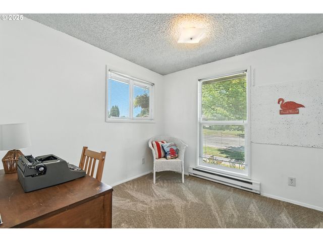 2102 35TH Ave, Longview, WA 98632
