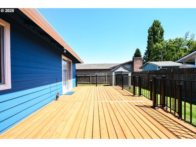 2102 35TH Ave, Longview, WA 98632