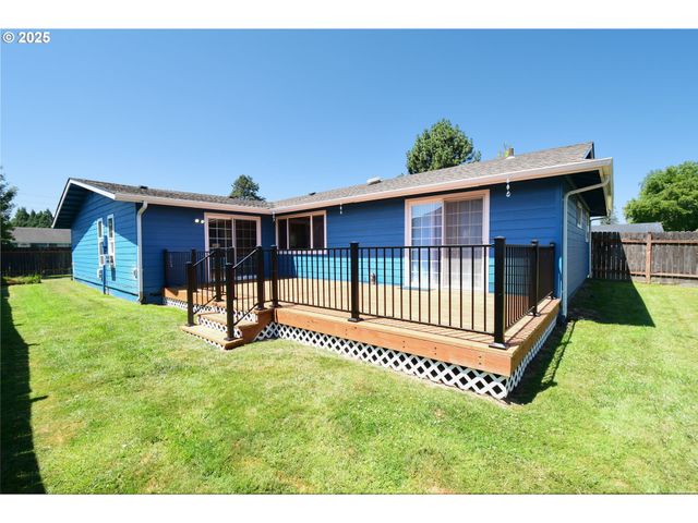 2102 35TH Ave, Longview, WA 98632