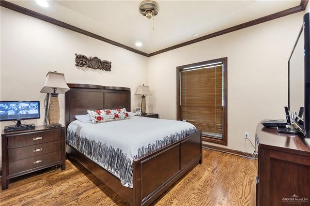 1016 E Griffin Parkway, Mission, TX 78572