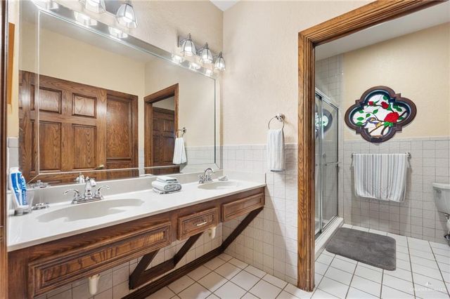 1016 E Griffin Parkway, Mission, TX 78572