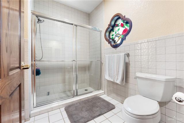 1016 E Griffin Parkway, Mission, TX 78572