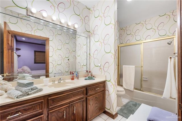 1016 E Griffin Parkway, Mission, TX 78572