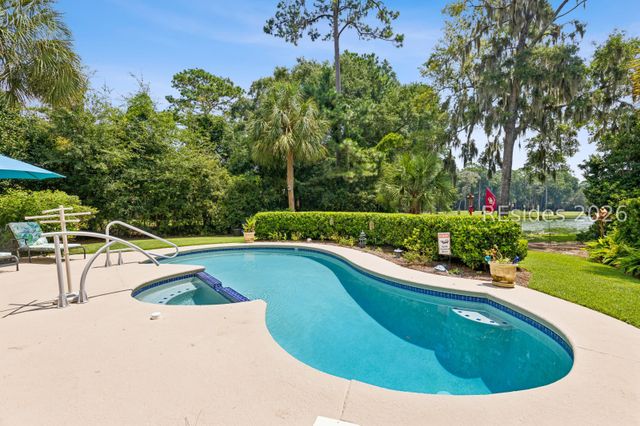 3 Ashley Hall Dr, Bluffton, SC 29910