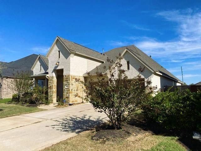 25002 Heather Glade Trail, Tomball, TX 77375