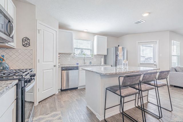 1014 Pacific Monarch, San Antonio, TX 78253