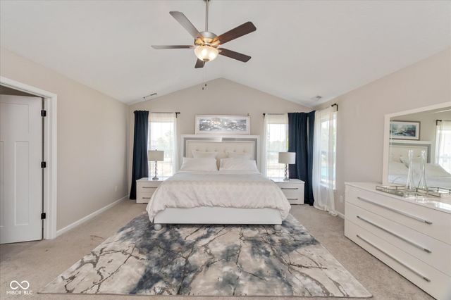 7228 Lockford Walk N, Avon, IN 46123