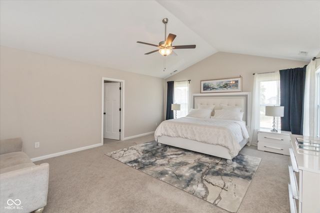 7228 Lockford Walk N, Avon, IN 46123