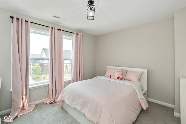 7228 Lockford Walk N, Avon, IN 46123