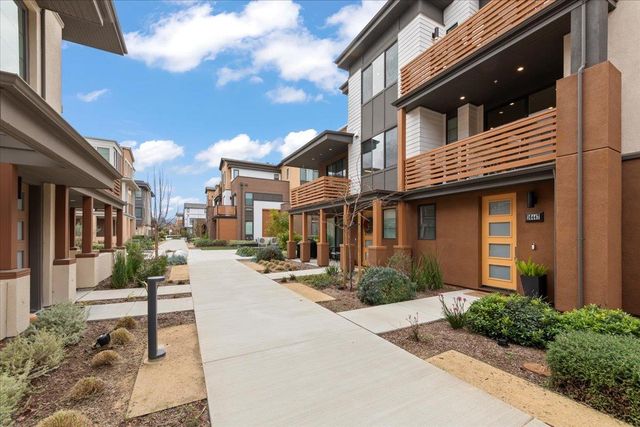 16447 McMillan Court, Los Gatos, CA 95032