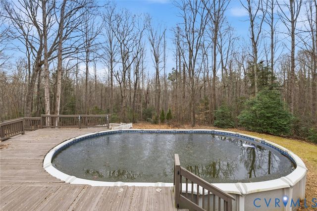 836 Walkerton Rd, King William, VA 23177