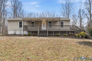 836 Walkerton Rd, King William, VA 23177