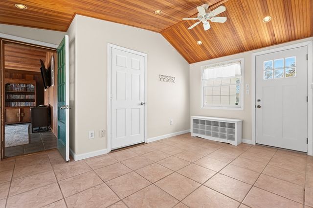 20 Baldpate Rd, Georgetown, MA 01833