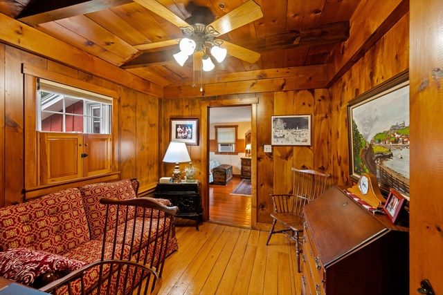 17 Moorings Way, West Brookfield, MA 01585