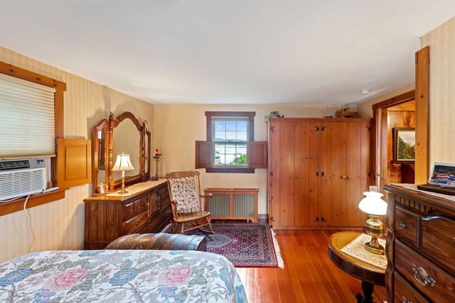 17 Moorings Way, West Brookfield, MA 01585