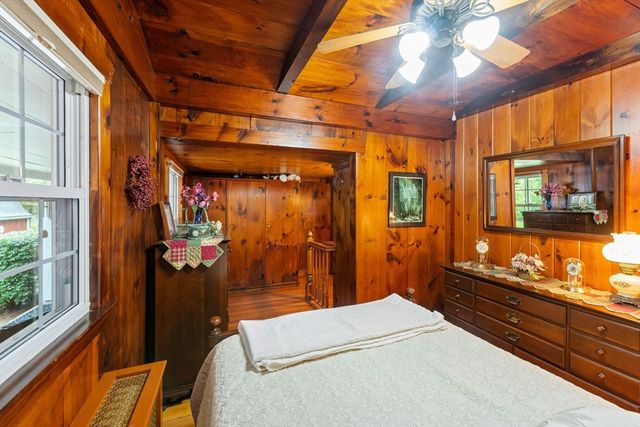 17 Moorings Way, West Brookfield, MA 01585