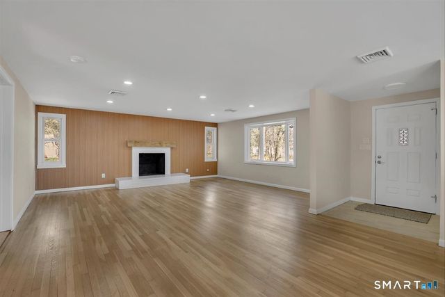 822 Slater Road, New Britain, CT 06053