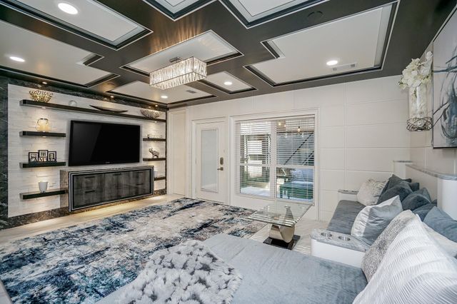 5711 Sugar Hill Drive Drive 29, Houston, TX 77057