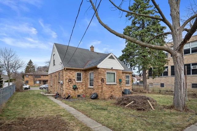 5936 N 35th STREET, Milwaukee, WI 53209