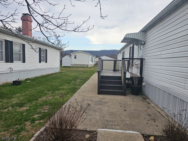 10 Clover, White Twp., NJ 07823