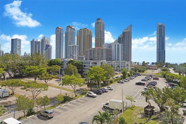 231 174th Street 617, Sunny Isles Beach, FL 33160