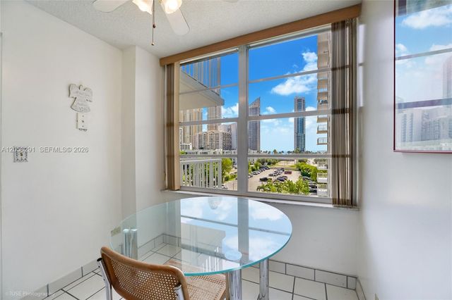 231 174th Street 617, Sunny Isles Beach, FL 33160