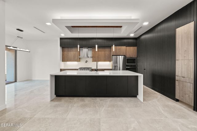 856 West Gate, El Paso, TX 79932