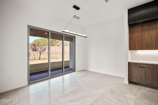 856 West Gate, El Paso, TX 79932