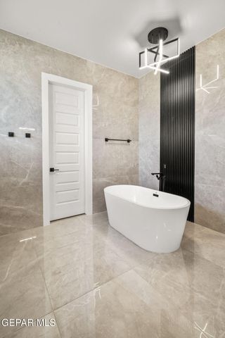 856 West Gate, El Paso, TX 79932