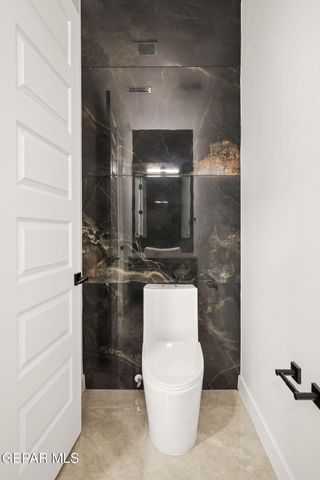 856 West Gate, El Paso, TX 79932