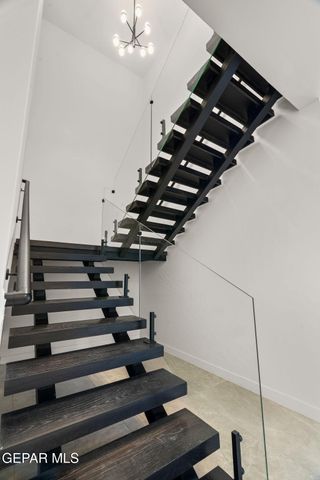 856 West Gate, El Paso, TX 79932