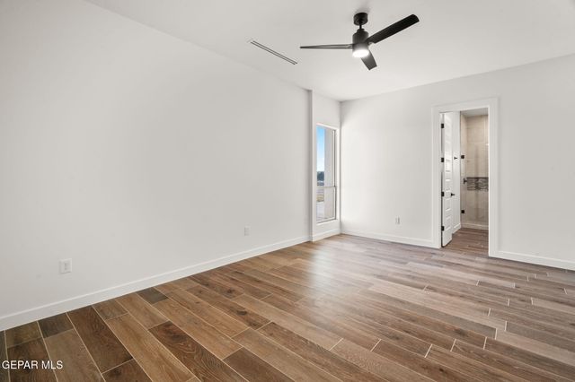 856 West Gate, El Paso, TX 79932