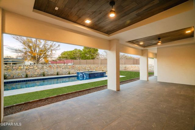 856 West Gate, El Paso, TX 79932