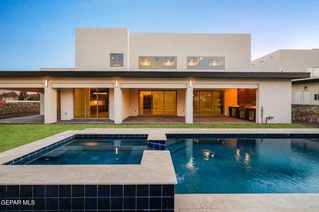 856 West Gate, El Paso, TX 79932