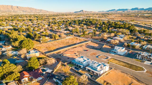 856 West Gate, El Paso, TX 79932