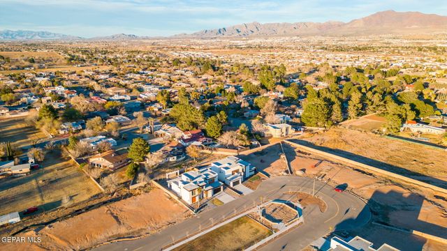 856 West Gate, El Paso, TX 79932