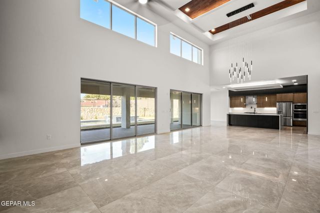 856 West Gate, El Paso, TX 79932