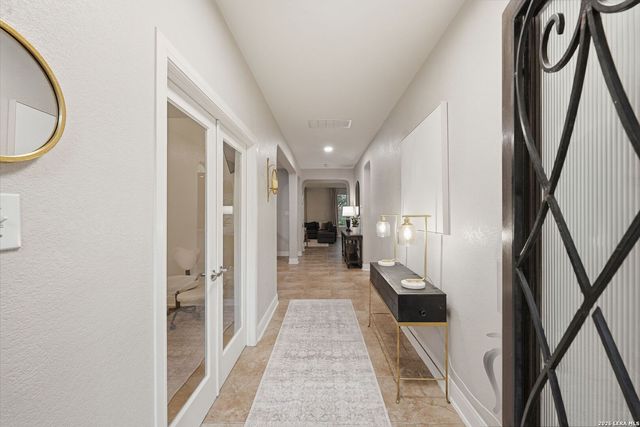 8026 Royal Fld, San Antonio, TX 78255