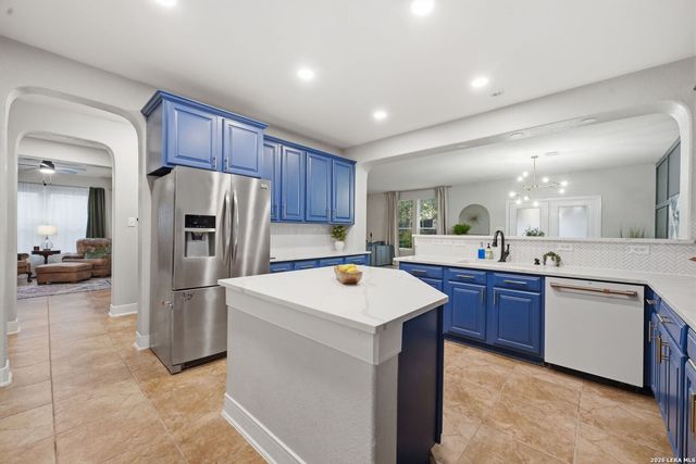 8026 Royal Fld, San Antonio, TX 78255