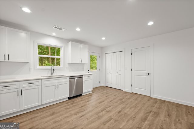 47 White Oak Court, Cleveland, GA 30528