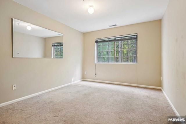 2612 Hemingway Lane, Mahwah, NJ 07430