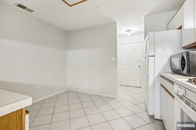 2612 Hemingway Lane, Mahwah, NJ 07430