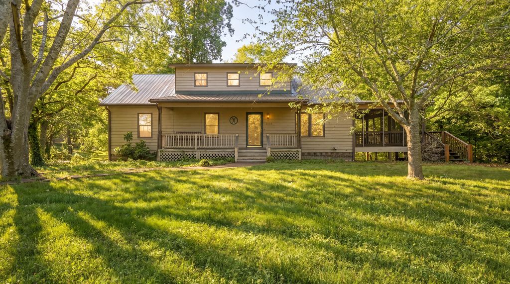 2520 Love Lane, Soddy Daisy, TN 37379