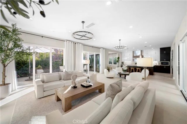 106 Coldwater, Irvine, CA 92602