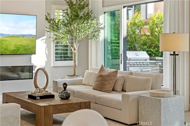 106 Coldwater, Irvine, CA 92602