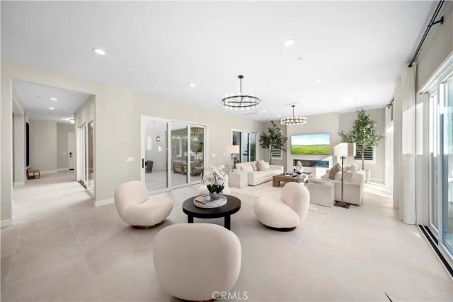 106 Coldwater, Irvine, CA 92602